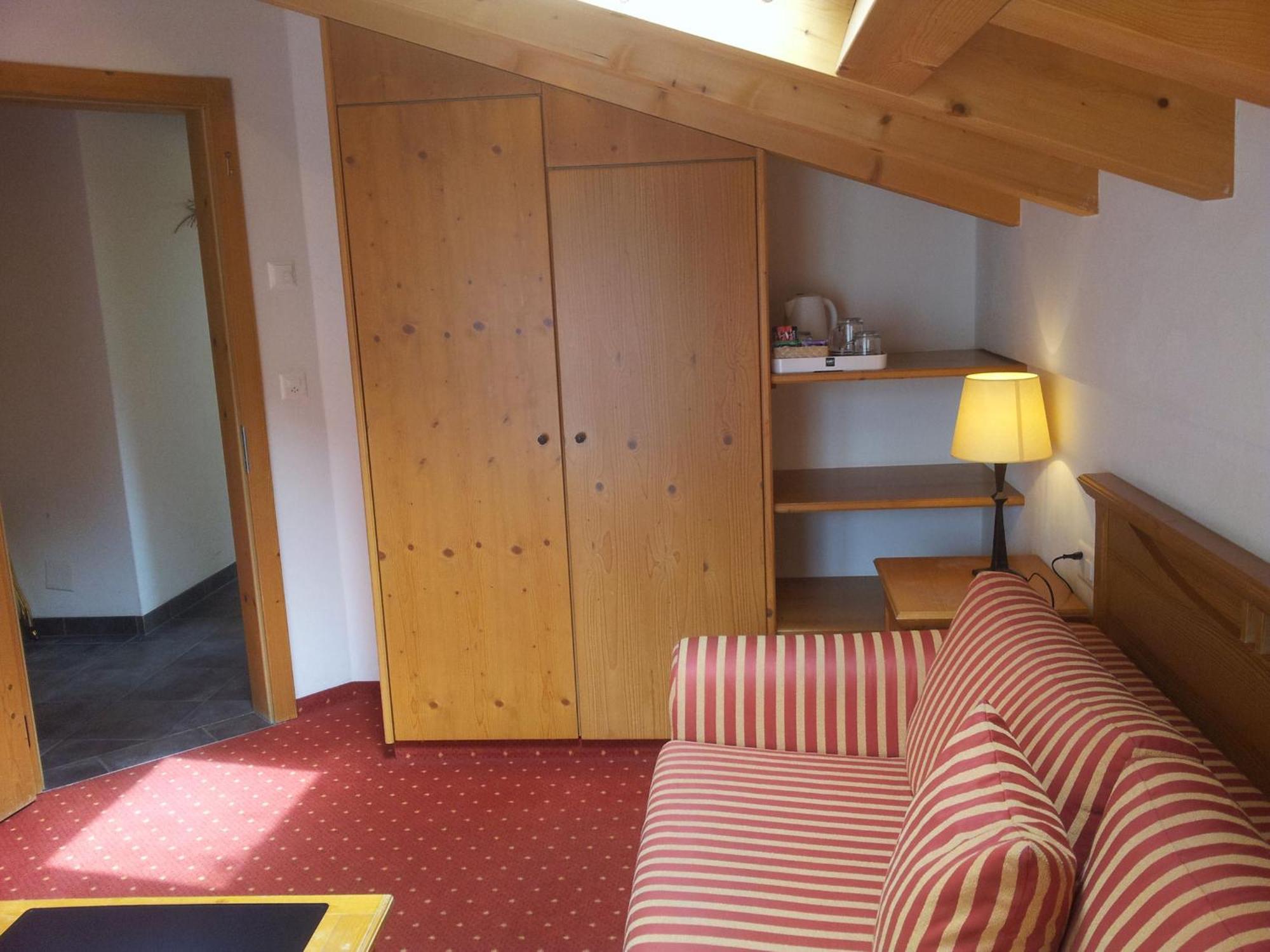 Hotel Dufour Chalet - Adults Only Zermatt Pokoj fotografie