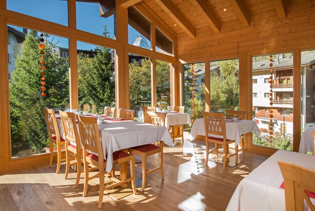 Hotel Dufour Chalet - Adults Only Zermatt Exteriér fotografie